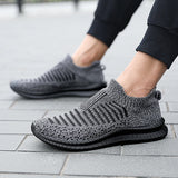 Slip-on Breathable Lightweight Anti-slip Walking Shoes