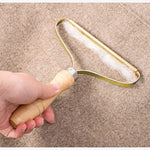 Power-Free Lint Removing Roller